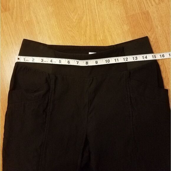 Nic + Zoe Crop Wonderstretch Pant w/ Zip Detail 8 - Picture 5 of 8